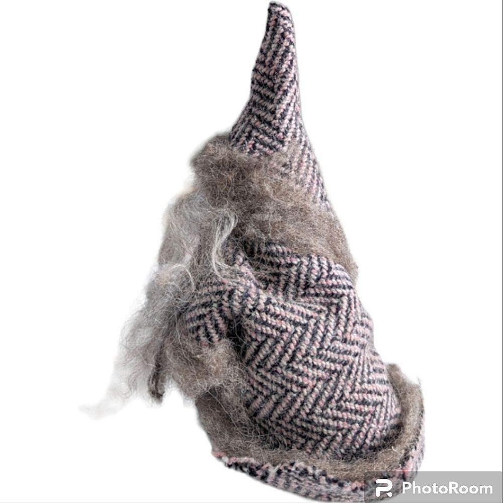Wool & Shearling Wizard Elf - Picture 4 of 8